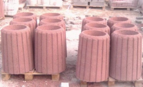 стандартные бетонные урны с разрезами вдоль